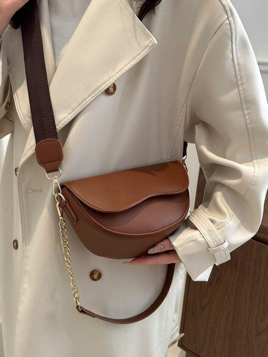 Bolso Mocha Mousse – Elegancia y Versatilidad en un Solo Accesorio