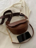 Bolso Mocha Mousse – Elegancia y Versatilidad en un Solo Accesorio